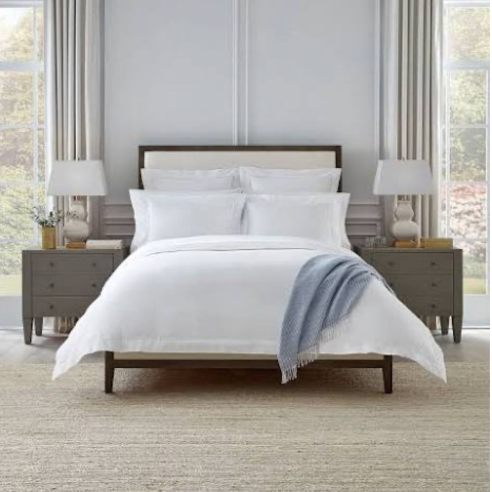 Sferra White Queen Bottom Sheet